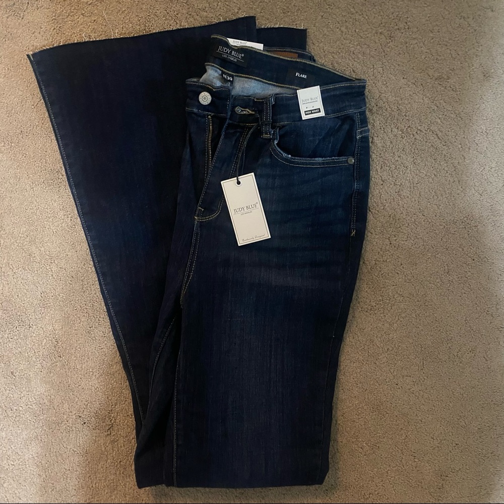 NWT….Judy Blues Flares size 11/30